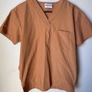 UA Scrub Top